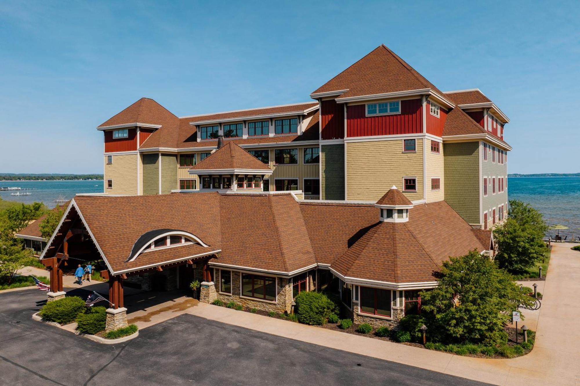 Tamarack Lodge Траверс-Сіті Екстер'єр фото